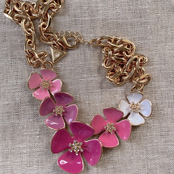Guess Necklace Pink Blossoms Crystals & Napier floral leaver back earrings - Picture 4 of 5